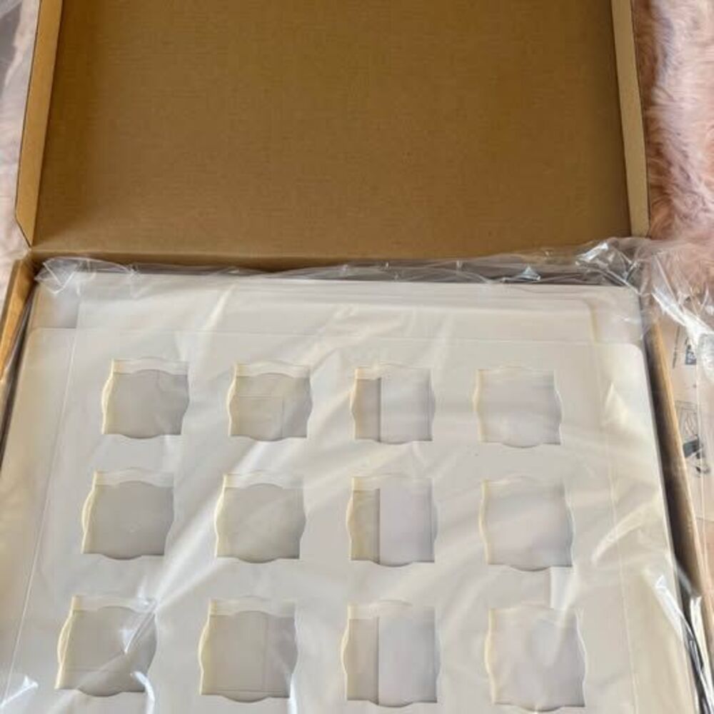 Set of 6 White Dessert Boxes with 12-Slot Inserts